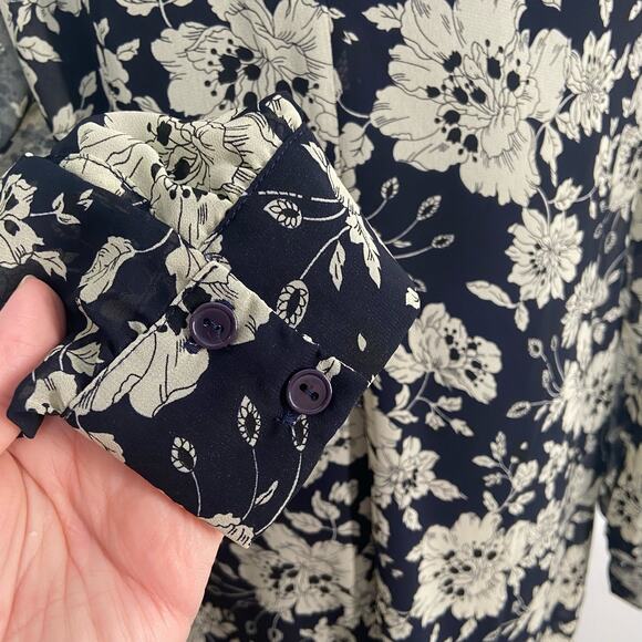 ASTR The Label Floral Back Cutout Mini Dress Navy Blue Cream Shift Boho Size M - Picture 5 of 13